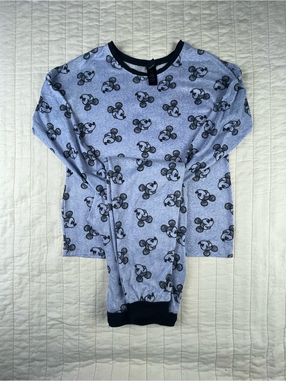 Disney Mickey Mouse Super Soft and Cozy Long Sleeve Lounge Pajama Set Small